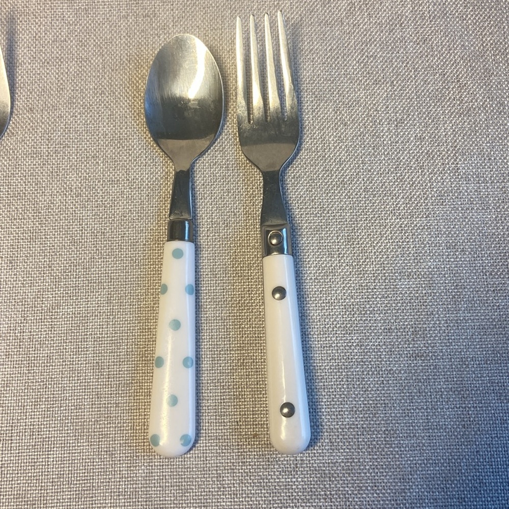 Set of URBN Mix & Match Cutlery. 5 pieces. - Picture 3 of 8